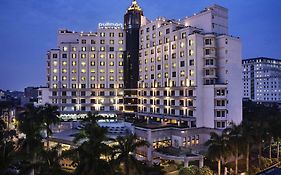 Khách sạn Pullman Hanoi